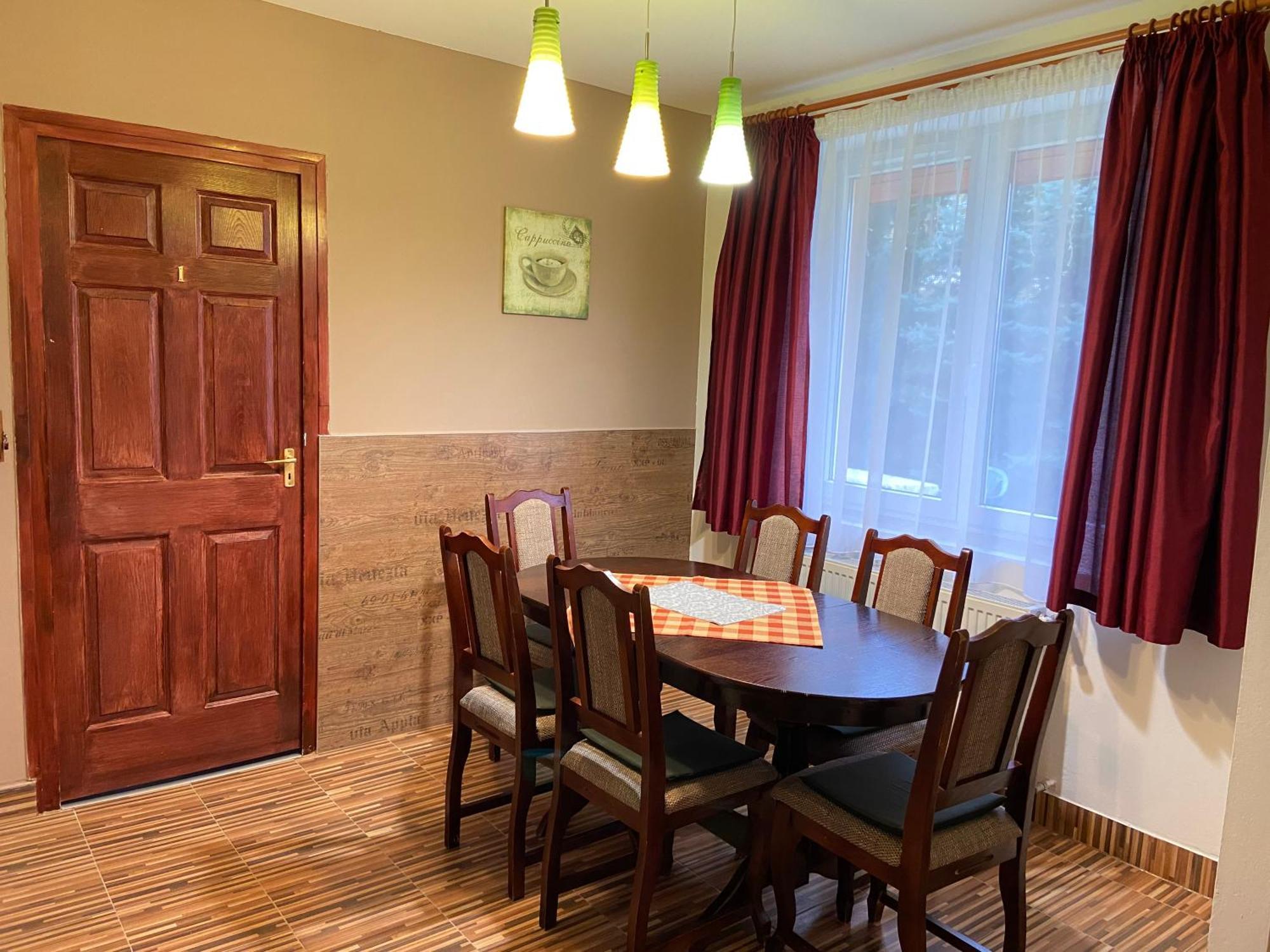 Demjén Vadrozsa Vendeghaz-Apartman מראה חיצוני תמונה